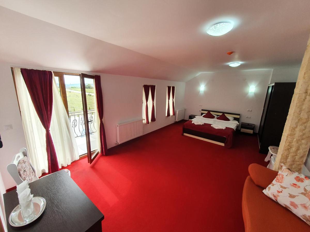 Ari Events Hotel Caseiu ภายนอก รูปภาพ