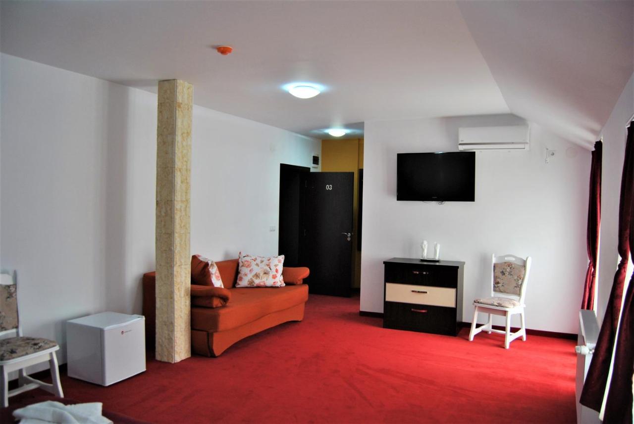 Ari Events Hotel Caseiu ภายนอก รูปภาพ