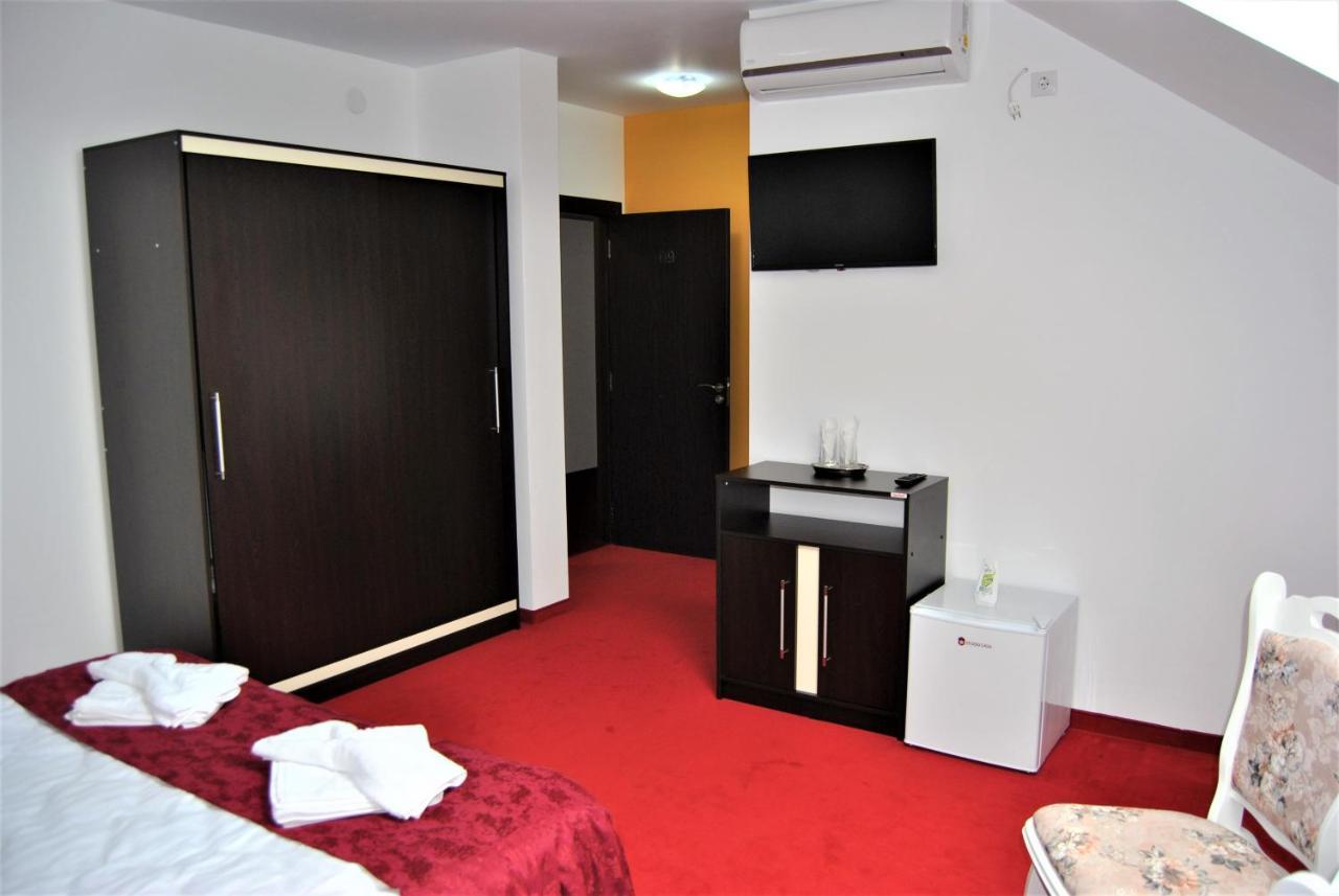 Ari Events Hotel Caseiu ภายนอก รูปภาพ
